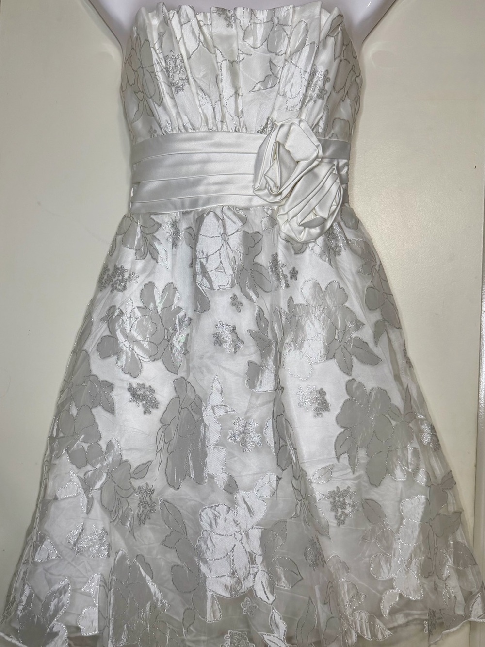 Teeze Me White Floral Satin Rosette Formal Dress